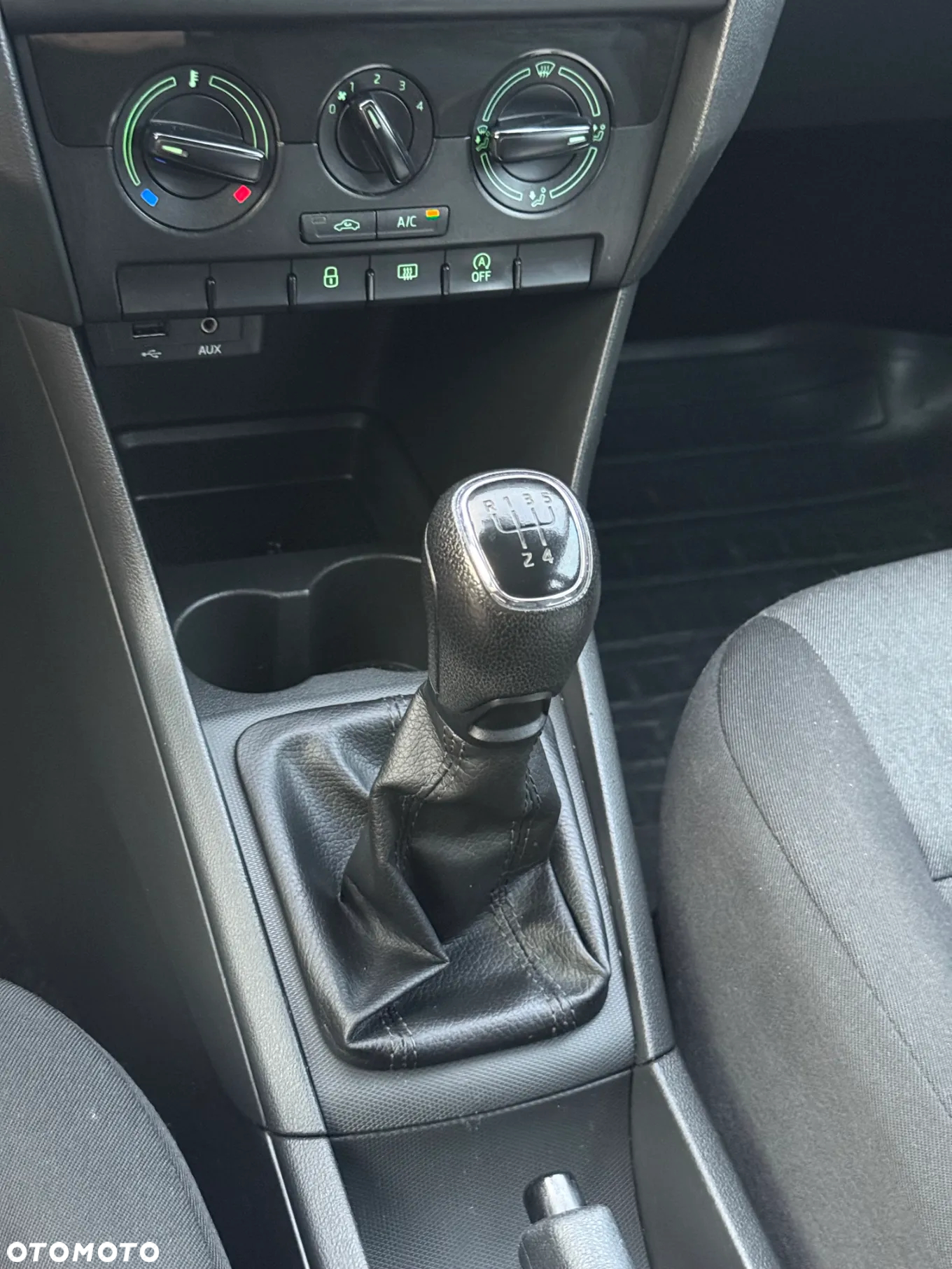 Skoda RAPID 1.0 TSI Ambition - 15