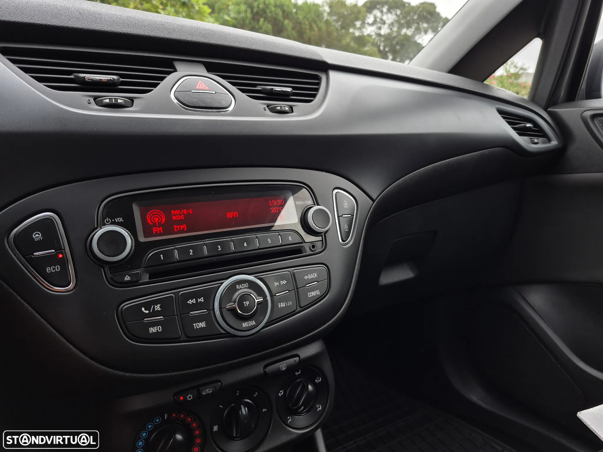 Opel Corsa 1.3 CDTi Enjoy - 14