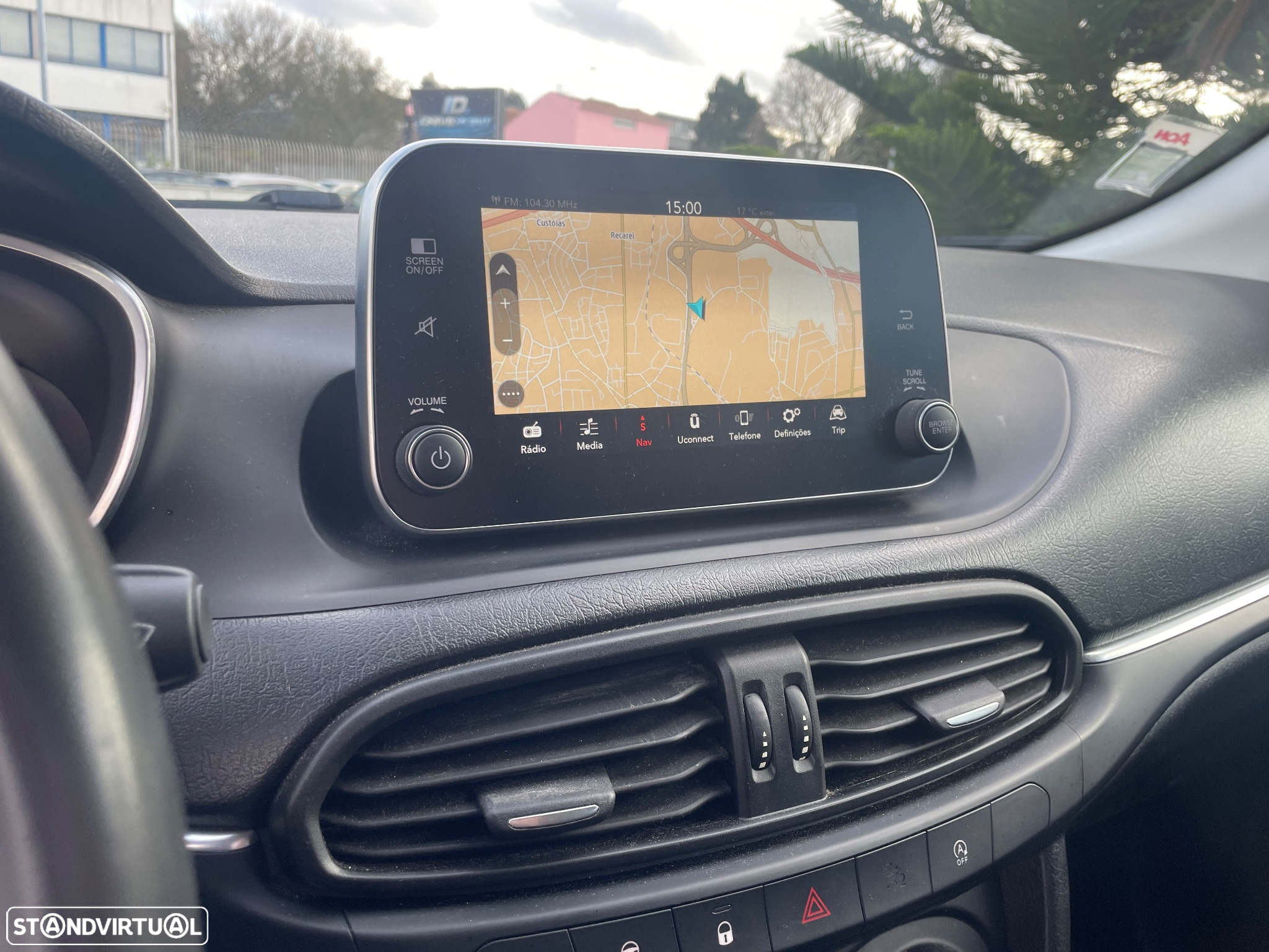 Fiat Tipo Station Wagon 1.3 M-Jet Lounge - 26