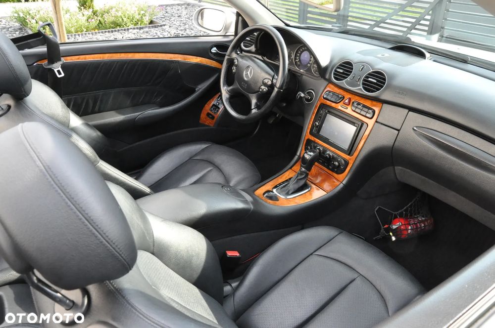 Mercedes-Benz CLK - 20