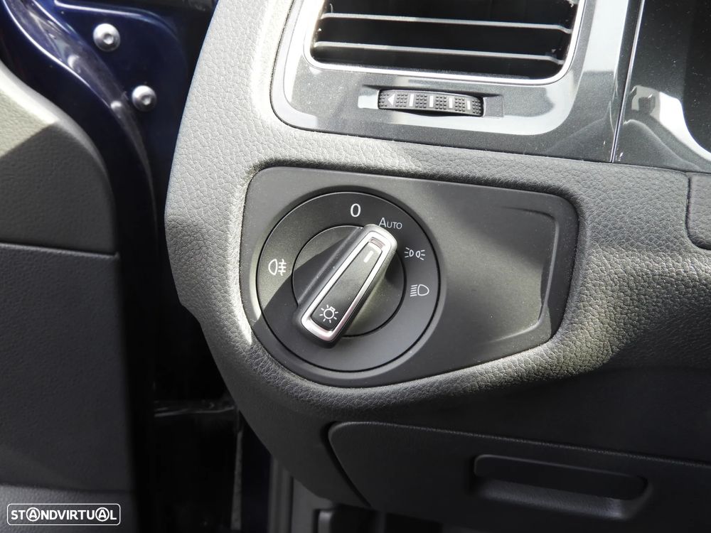 VW e-Golf AC/DC - 20