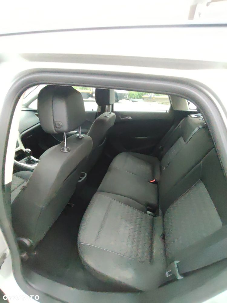 Opel Astra 1.7 CDTI DPF ecoFLEX TourerStart/Stop - 12