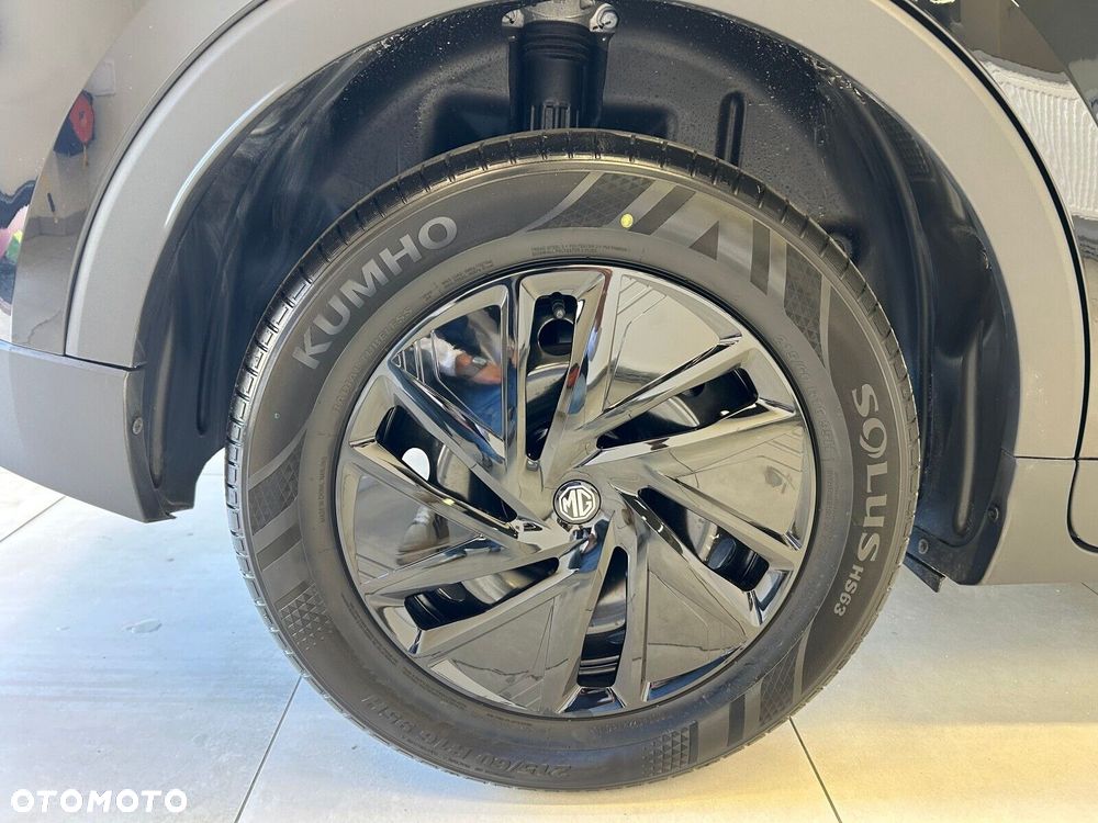MG ZS Hybrid+ - 7