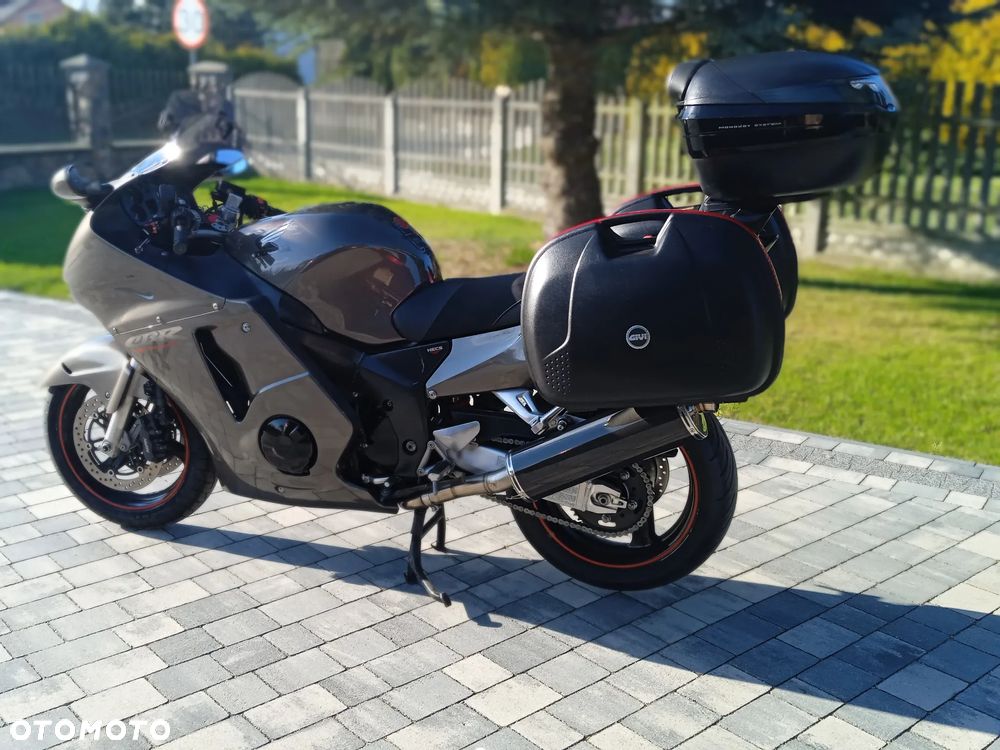 Honda CBR - 37