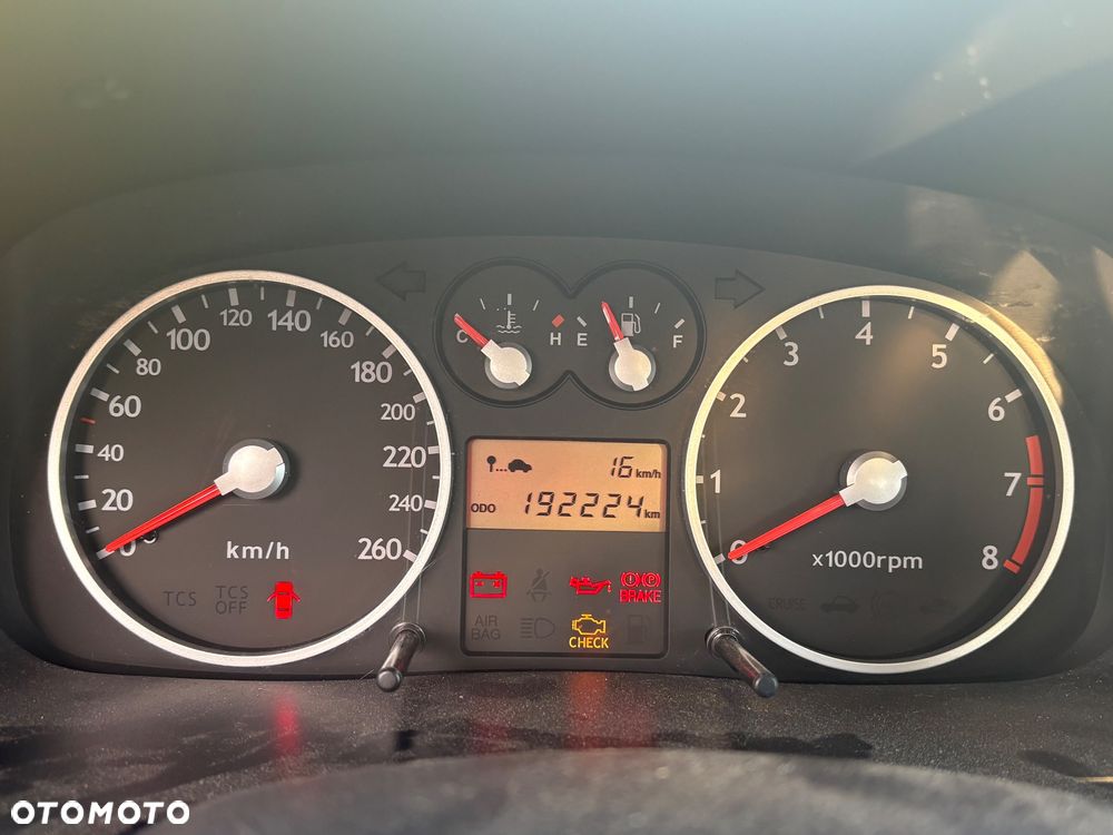 Hyundai Coupe 2.7 GLS - 12
