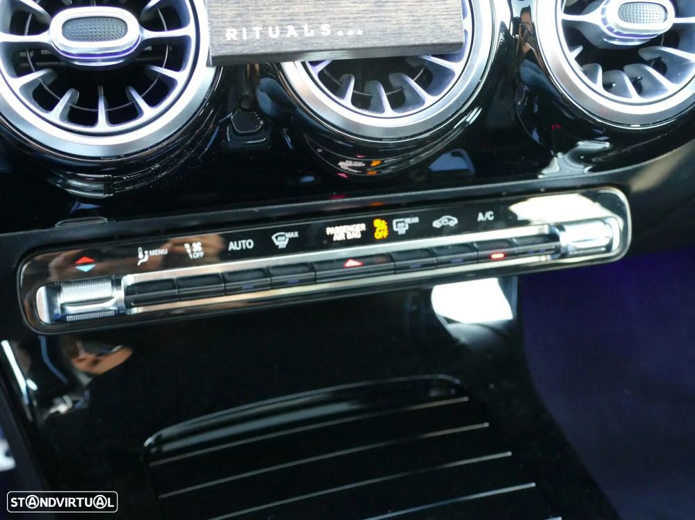 Mercedes-Benz CLA 250 e - 20