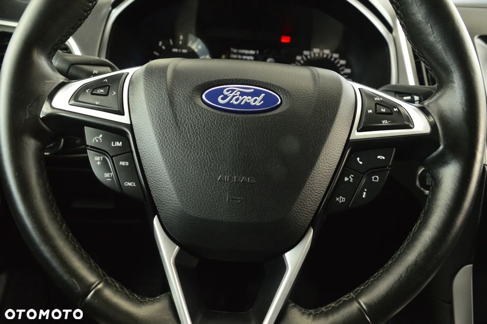 Ford S-Max 2.0 TDCi 4WD Titanium - 32