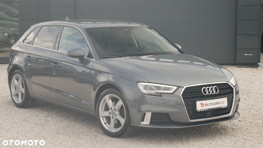 Audi A3 Sportback - 2