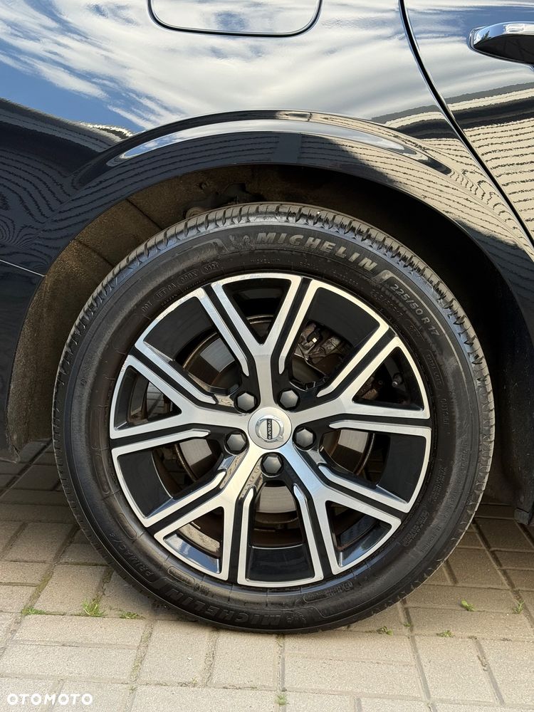 Volvo V60 B4 D Geartronic Momentum Pro - 18