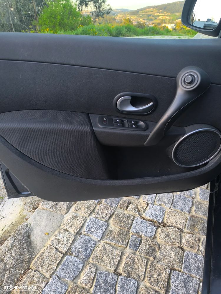 Renault Clio Sport Tourer - 4