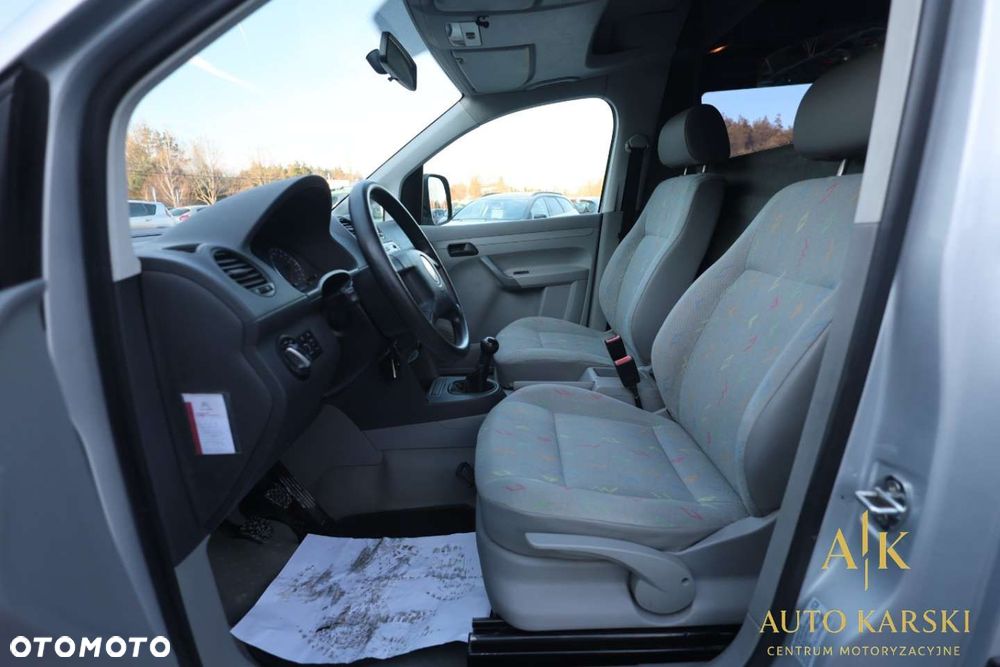 Volkswagen Caddy - 26