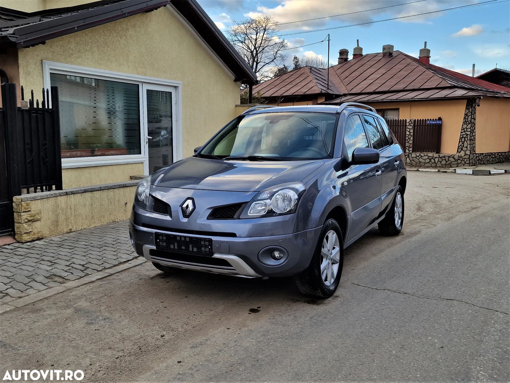 Renault Koleos 2.0 dCI FAP 4x4 Dynamique - 1