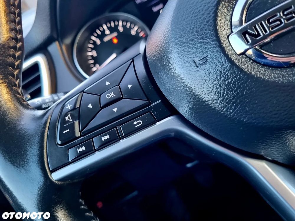 Nissan Qashqai 1.2 DIG-T Tekna - 17