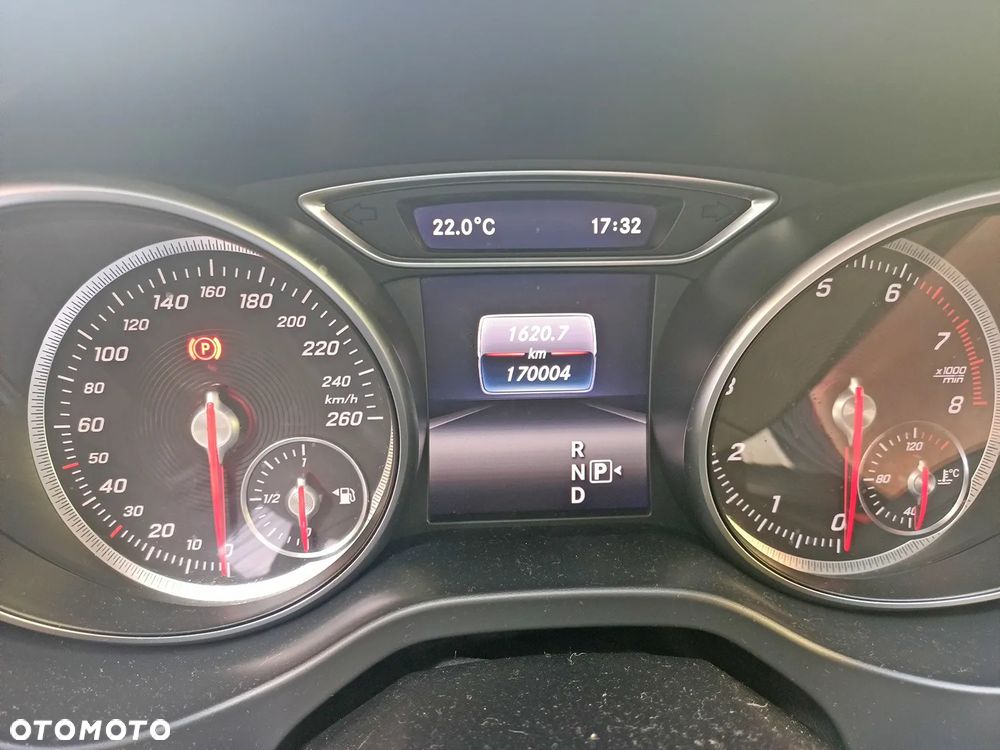 Mercedes-Benz GLA 200 7G-DCT AMG Line - 7