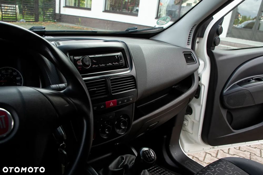 Fiat DOBLO - 28