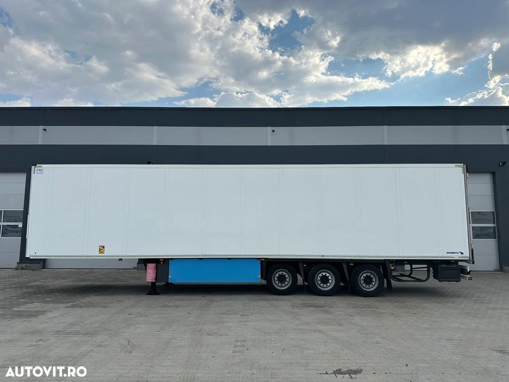 Schmitz Cargobull SKO 24/L - 8