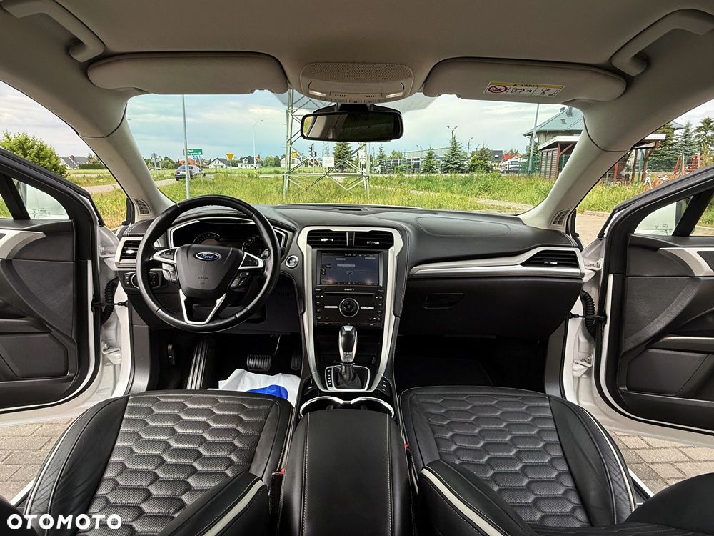 Ford Mondeo 2.0 TDCi STart-Stopp PowerShift-Aut Vignale - 6