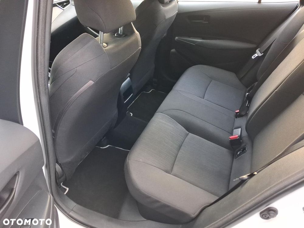 Toyota Corolla 1.8 Hybrid Active - 13