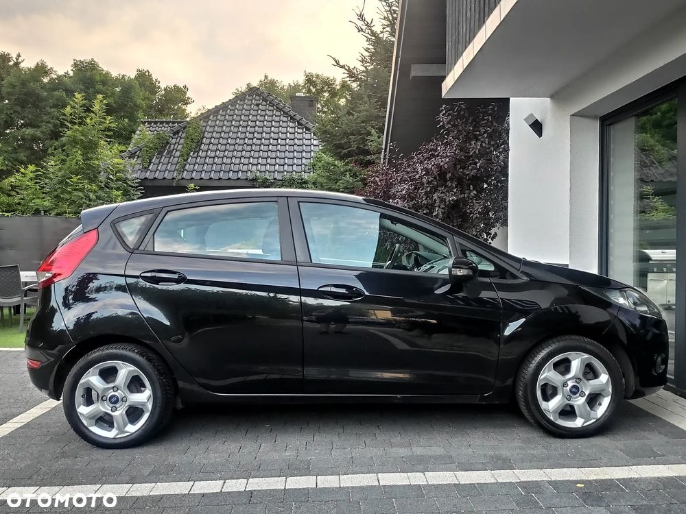 Ford Fiesta - 11