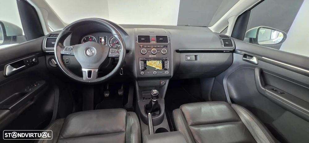VW Touran 1.6 TDI Blue.Highine 7L - 5