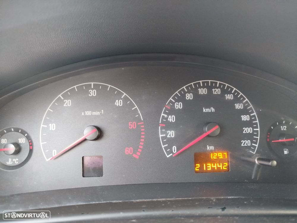 Opel Vectra 2.2 DTi Elegance - 20