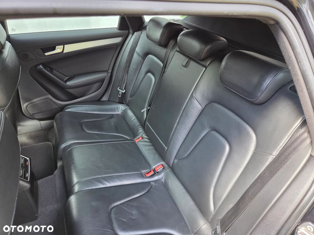 Audi A4 Avant 2.0 TDI DPF multitronic S line Sportpaket (plus) - 19