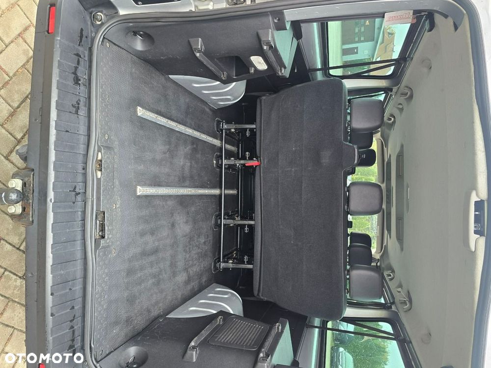 Renault Trafic - 17