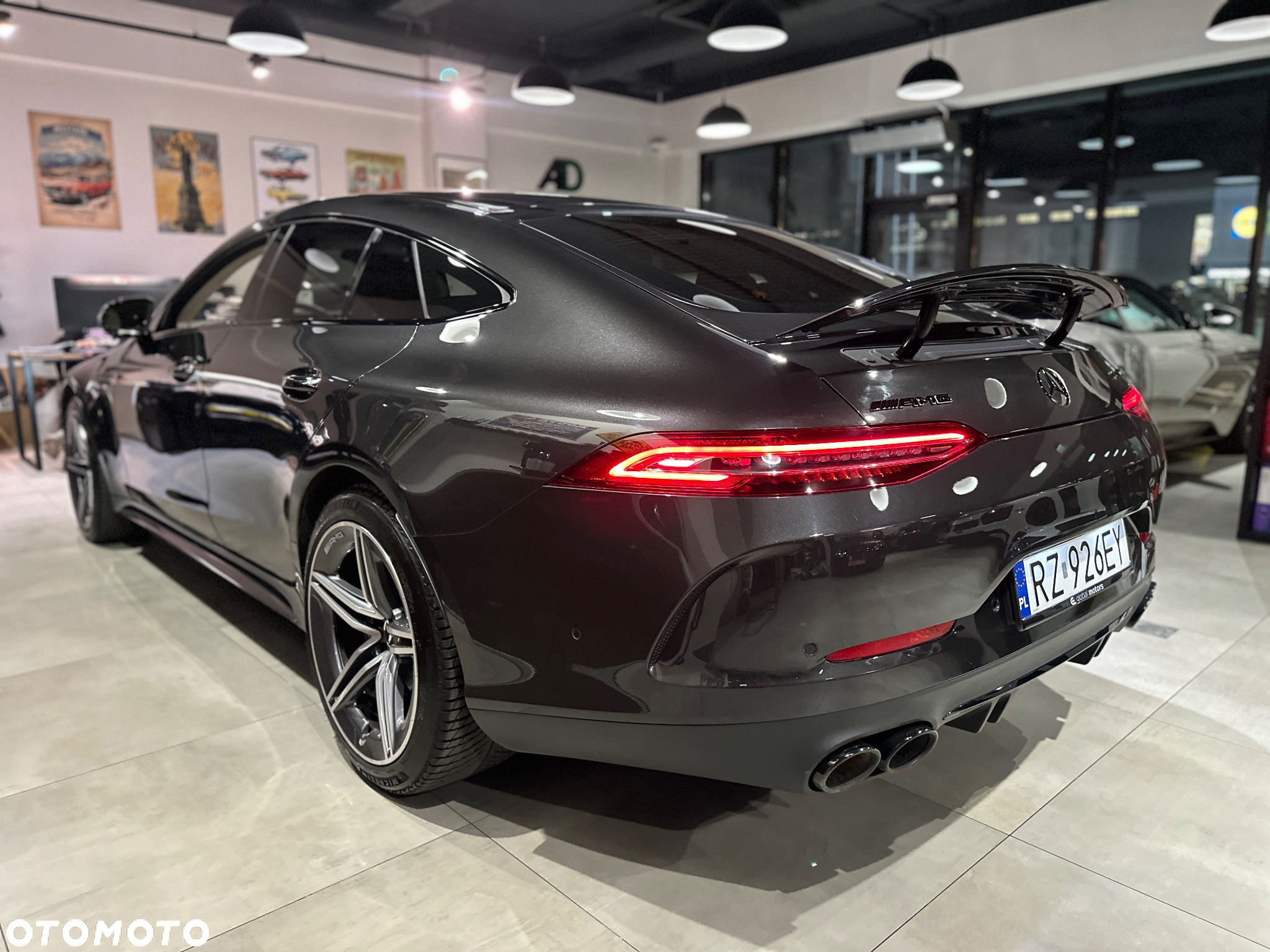 Mercedes-Benz AMG GT - 15