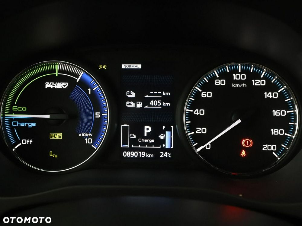 Mitsubishi Outlander 2.4 4WD Spirit+ - 23