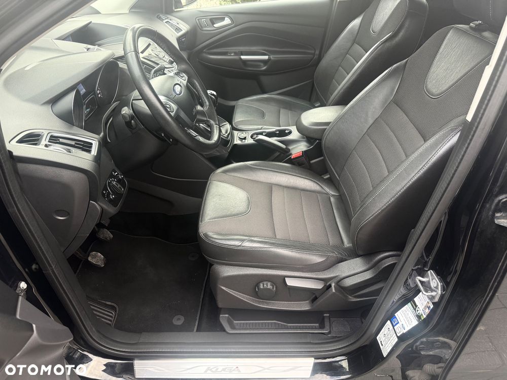 Ford Kuga 1.5 EcoBoost 2x4 Titanium - 14