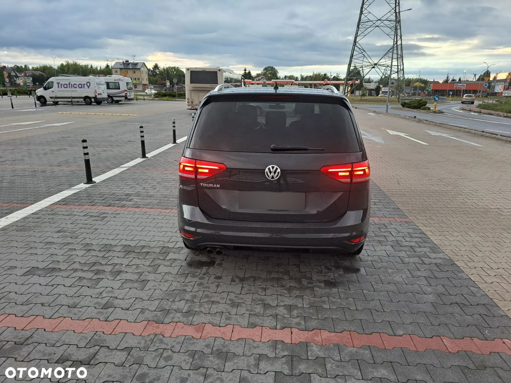 Volkswagen Touran 2.0 TDI BMT Comfortline DSG - 12
