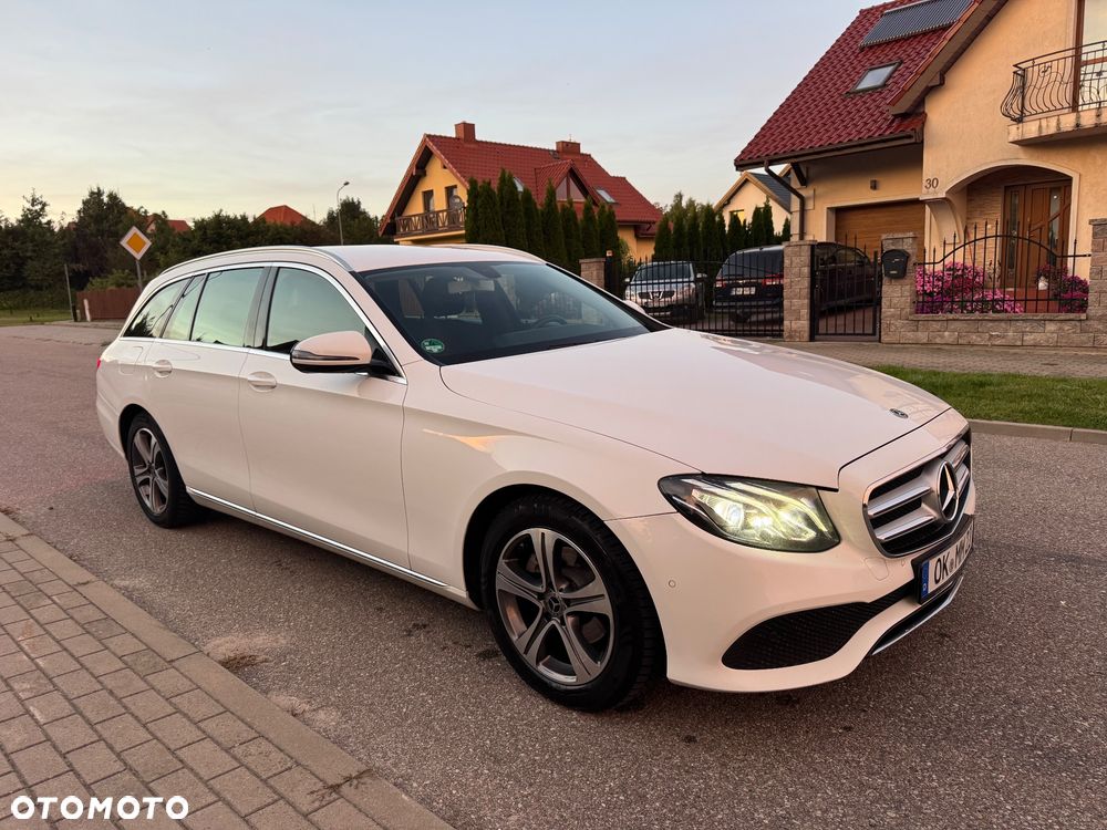 Mercedes-Benz Klasa E 220 d 4Matic 9G-TRONIC Sportstyle Edition - 3