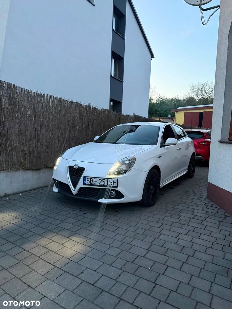 Alfa Romeo Giulietta 1.6 JTDM - 1