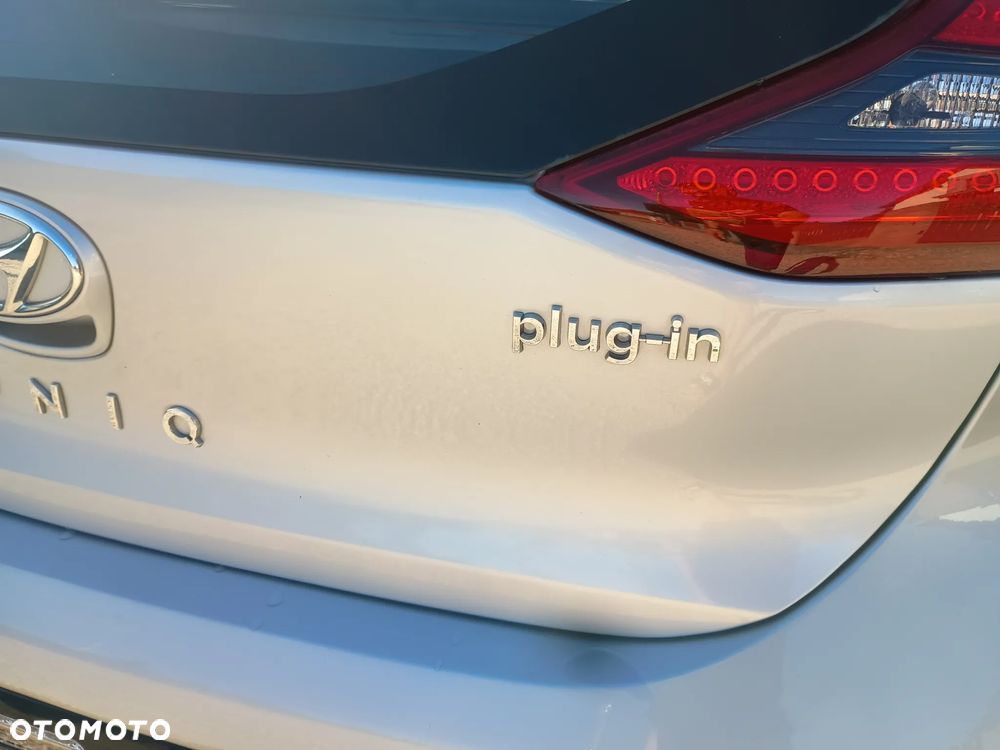 Hyundai IONIQ 1.6 GDI Premium - 36