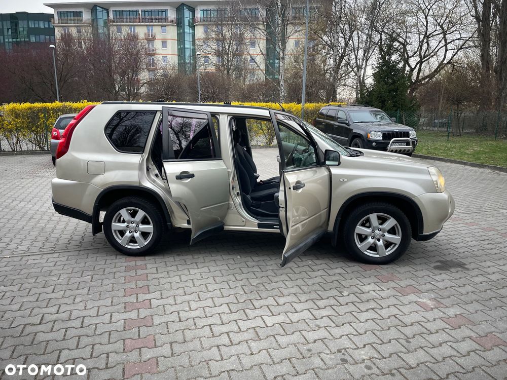 Nissan X-Trail 2.0 dCi 4x4 DPF Automatik SE - 9