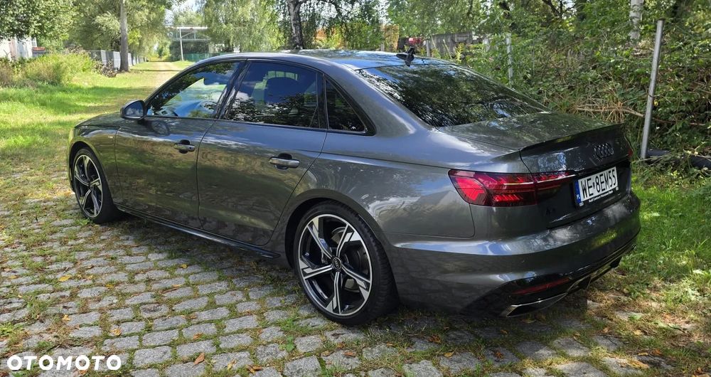 Audi A4 Limousine 35 TFSI mHEV S Line S tronic - 4