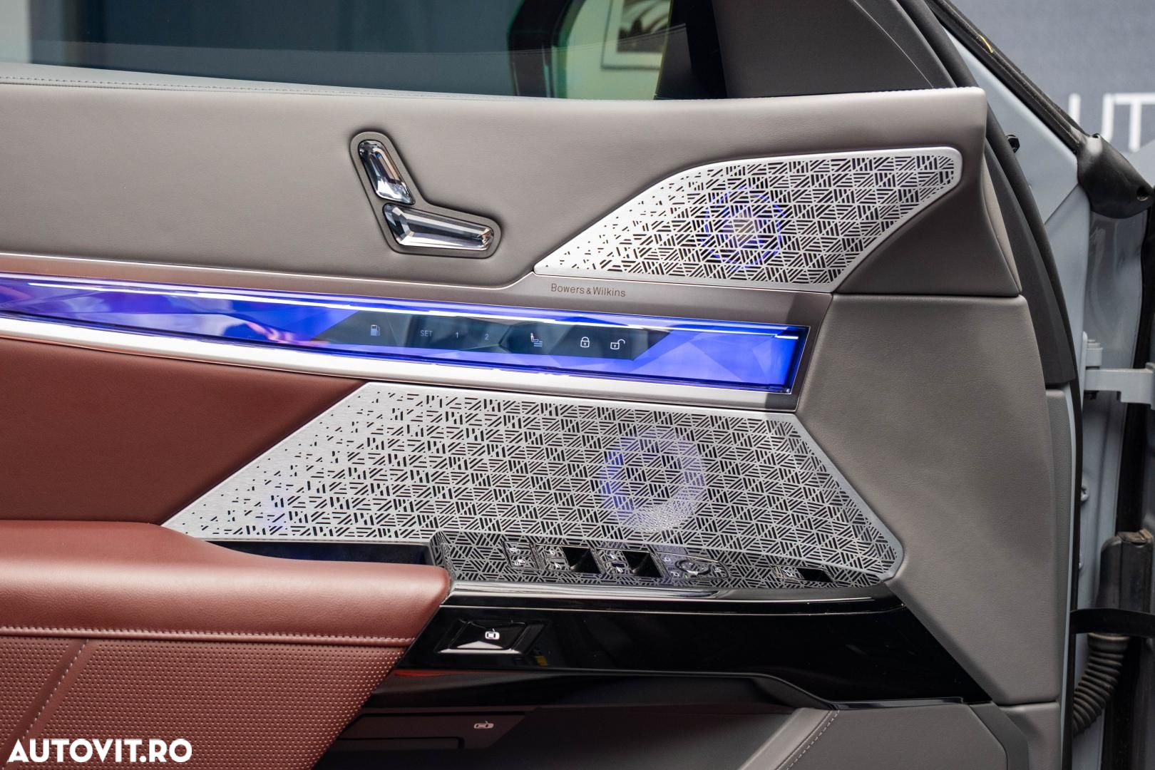 BMW Seria 7 - 24