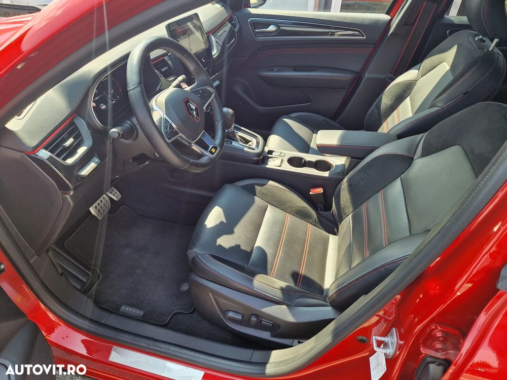 Renault Arkana MHEV 160 EDC RS Line - 11