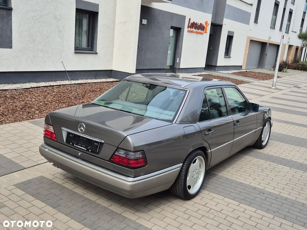 Mercedes-Benz W124 (1984-1993) - 9