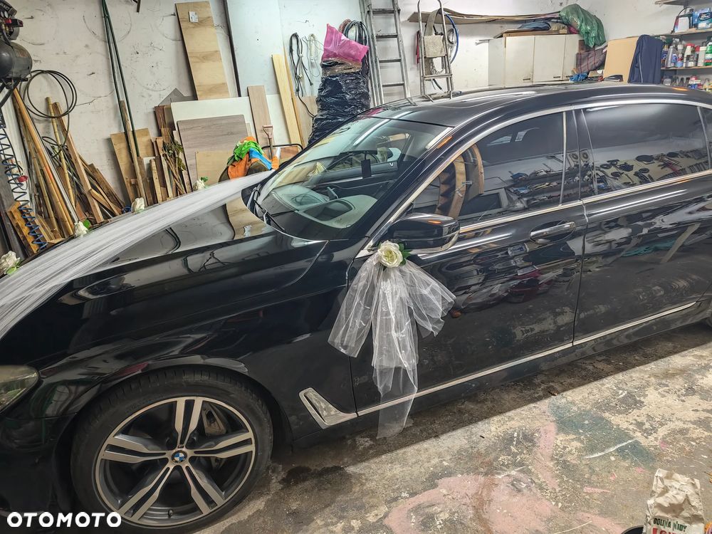 BMW Seria 7 750Li xDrive - 16