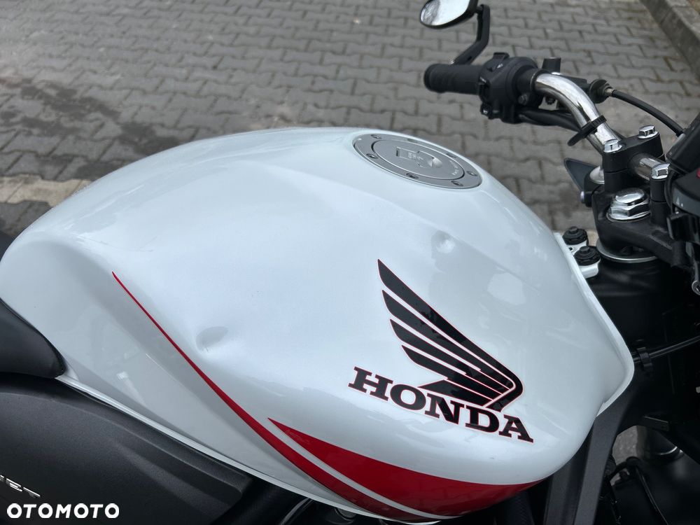 Honda Hornet - 17