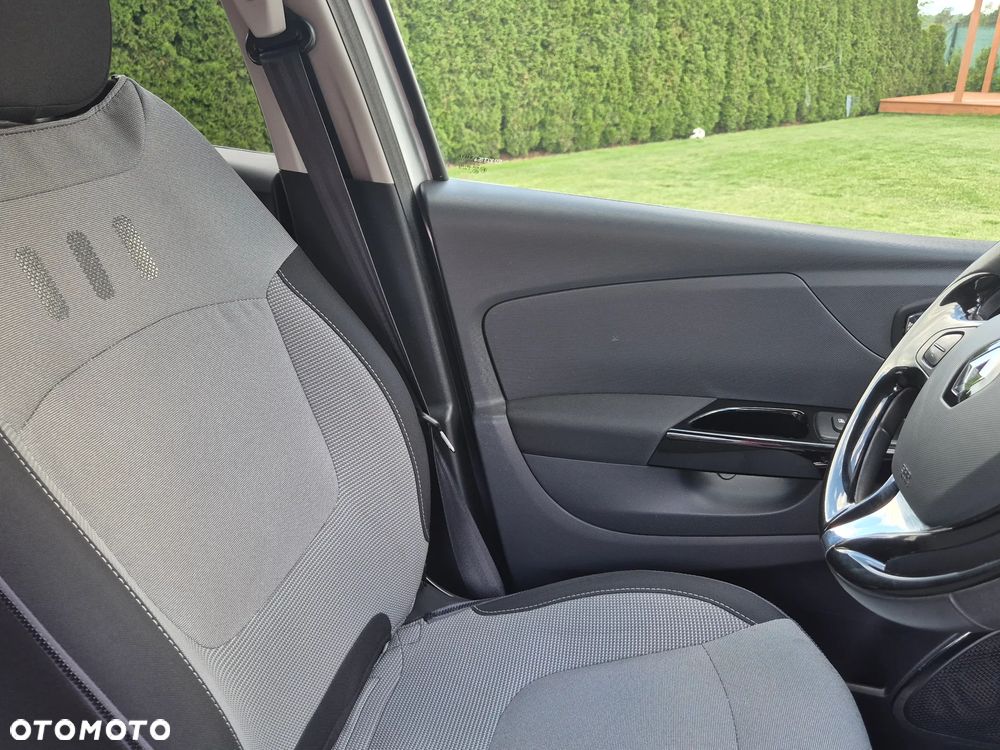 Renault Captur - 9