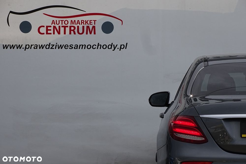 Mercedes-Benz Klasa E - 12