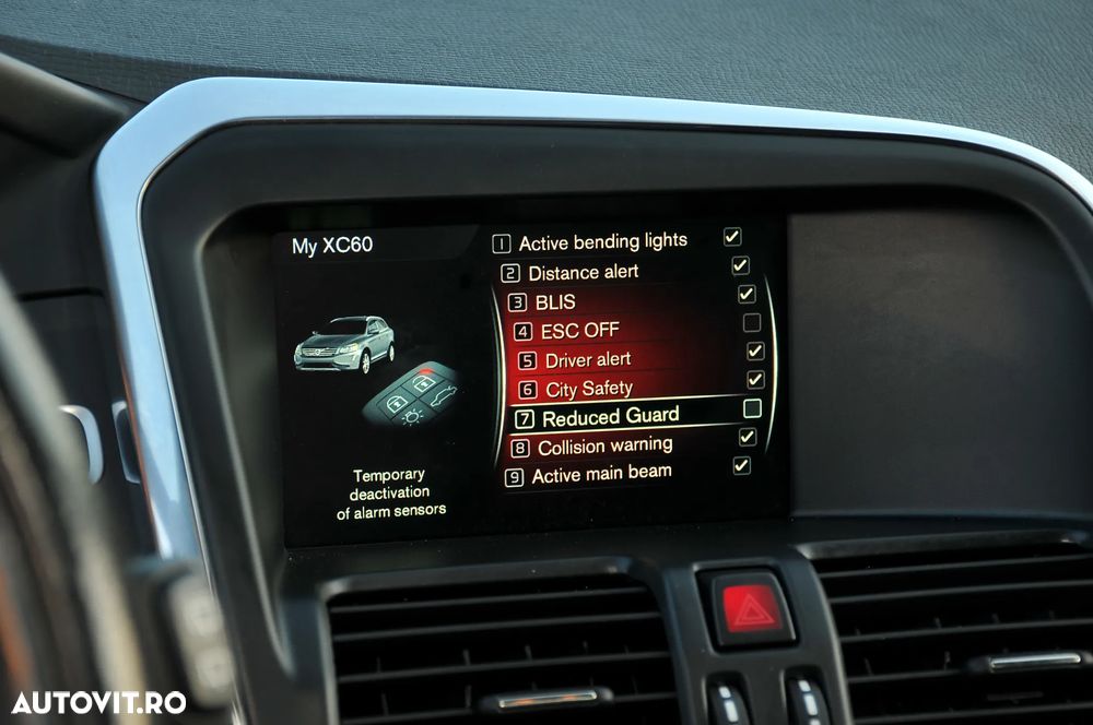 Volvo XC 60 D4 AWD Geartronic Linje Inscription - 33