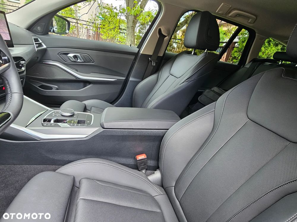 BMW Seria 3 - 14