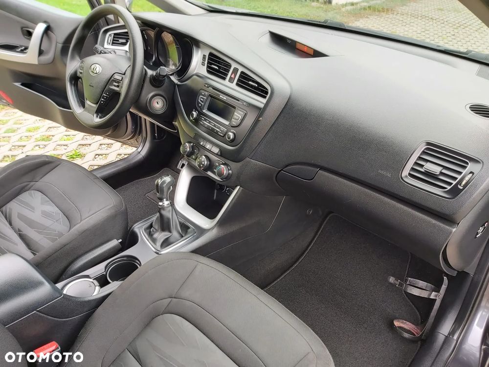 Kia Ceed 1.4 CRDi 90 SW Vision - 20