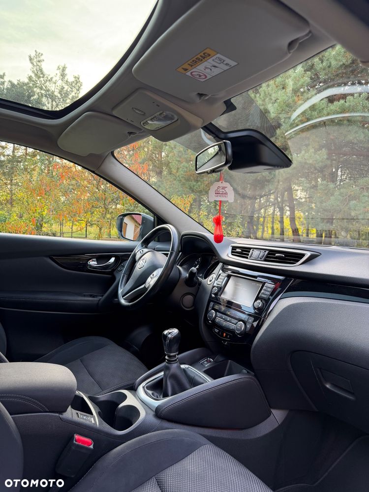 Nissan Qashqai 1.6 DIG-T N-Connecta - 20