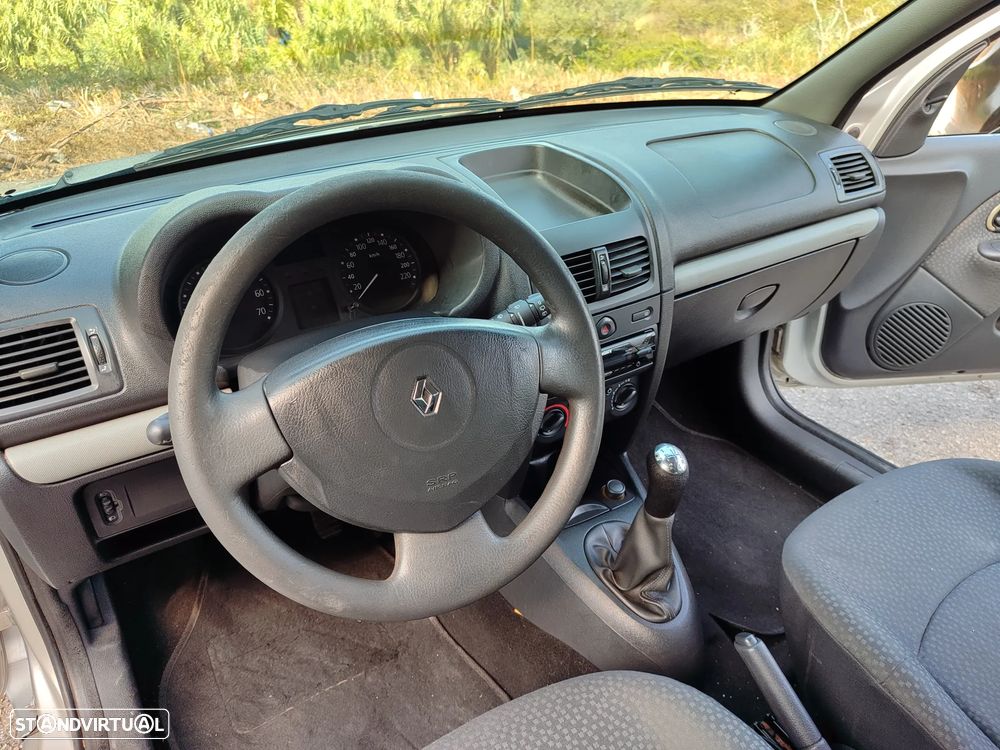 Renault Clio 1.5 dCi Dynamique - 5