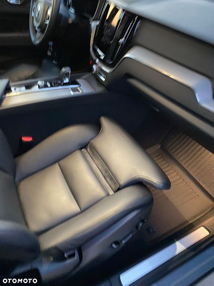Volvo XC 60 - 28