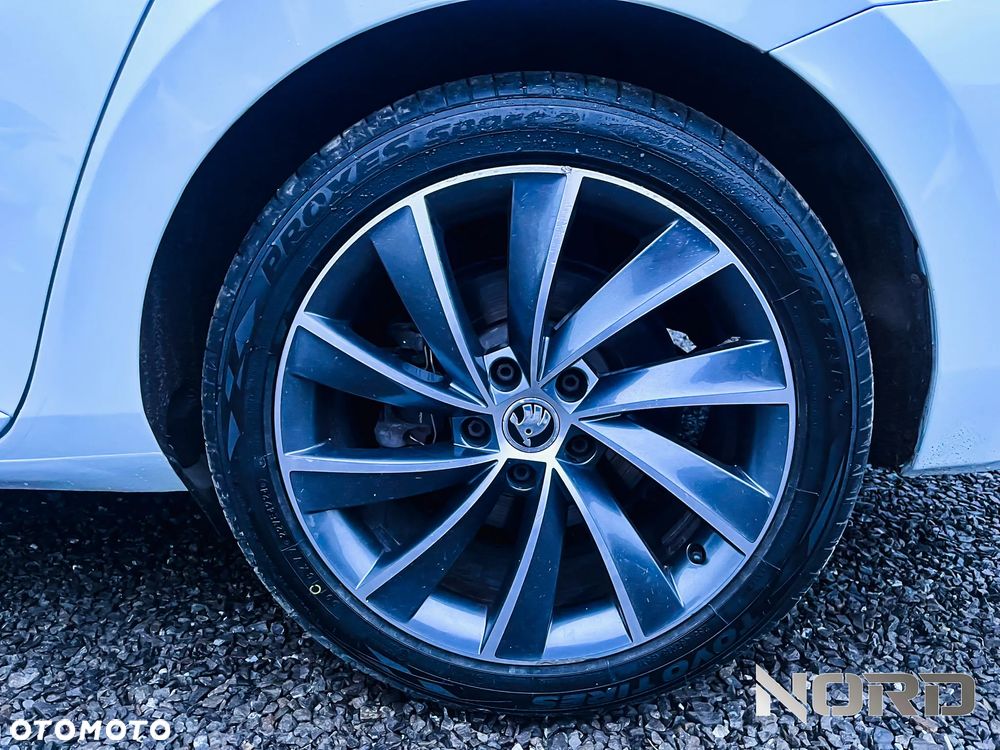 Skoda Superb 2.0 TDI 4x4 L&K - 11